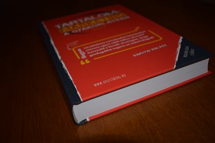 Könyv – nyomdai referencia